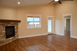 190 SW Rock Gulch Rd, Grants Pass, OR 97527 - Photo 10