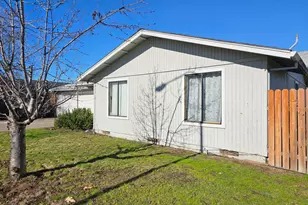 1973 Orinda Cir, Medford, OR 97504 - Photo 12