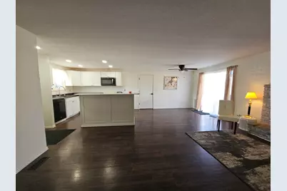 1973 Orinda Circle, Medford, OR 97504 - Photo 4