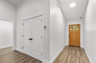 1546 Poplar Dr, Grants Pass, OR 97527 - Photo 14