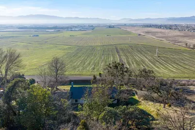 5942 Foothill Road, Medford, OR 97502 - Photo 36