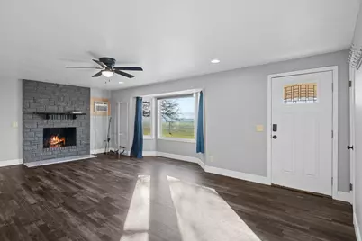 5942 Foothill Road, Medford, OR 97502 - Photo 8