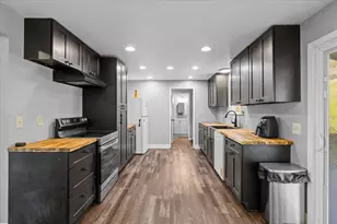 5942 Foothill Rd, Medford, OR 97502 - Photo 14