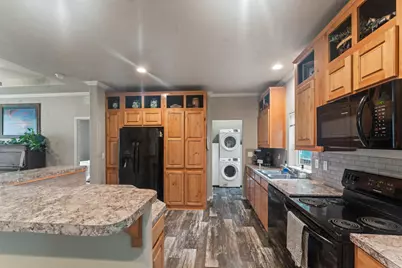 594 Detrick Drive #4, Grants Pass, OR 97527 - Photo 8