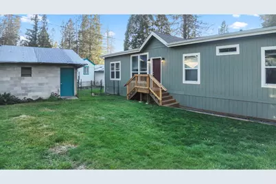 594 Detrick Drive #4, Grants Pass, OR 97527 - Photo 4