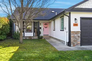 919 Murray Ave, Medford, OR 97501 - Photo 2