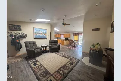 3913 SE Umatilla Loop, Prineville, OR 97754 - Photo 6
