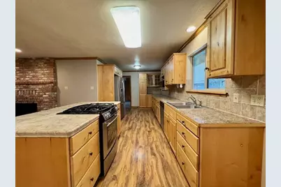 1640 Southgate Way, Grants Pass, OR 97527 - Photo 2