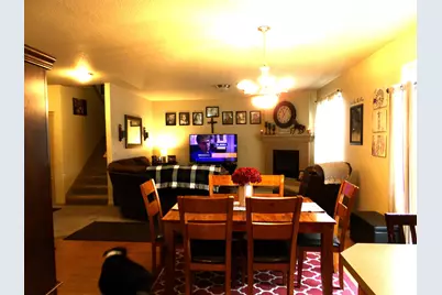 2885 SW Juniper Avenue, Redmond, OR 97756 - Photo 2