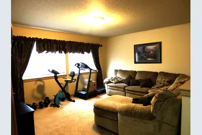 2885 SW Juniper Avenue, Redmond, OR 97756 - Photo 6