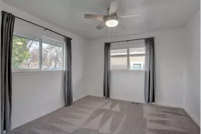 209 Chestnut Street, Medford, OR 97501 - Photo 22