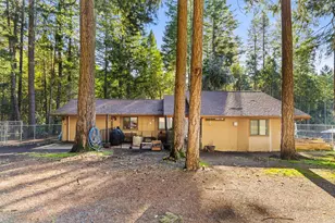 1492 Crooks Creek Rd, Selma, OR 97538 - Photo 1