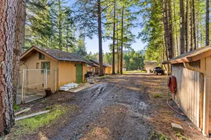 1492 Crooks Creek Rd, Selma, OR 97538 - Photo 28