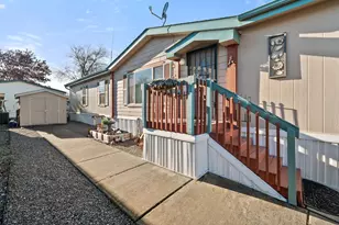 10 E South Stage Rd, Medford, OR 97501 - Photo 24