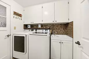 201 S Rose St, Phoenix, OR 97535 - Photo 14