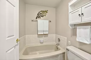 201 S Rose St, Phoenix, OR 97535 - Photo 28