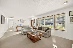 201 S Rose St, Phoenix, OR 97535 - Photo 18