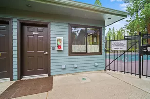 56856 Enterprise Dr, Sunriver, OR 97707 - Photo 12