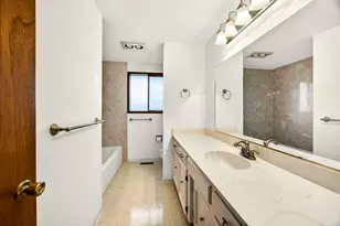 4055 Crestwood Cir, Central Point, OR 97502 - Photo 38