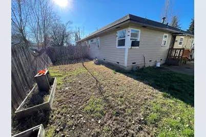 1021 Hamilton Street, Medford, OR 97501 - Photo 16