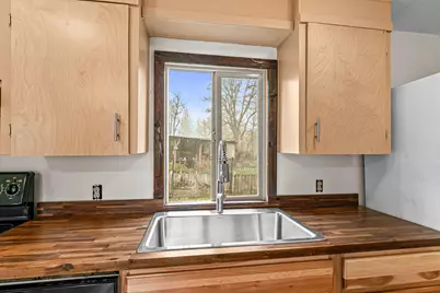 24542 Redwood Highway #38, Kerby, OR 97531 - Photo 14