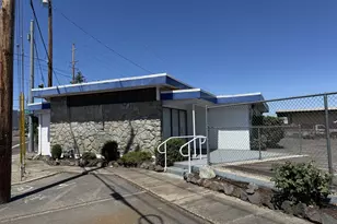 990 S Front St, Central Point, OR 97502 - Photo 1