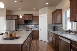 62905 Daniel Rd, Bend, OR 97701 - Photo 4