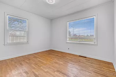 793 Marshall Avenue, Medford, OR 97501 - Photo 10