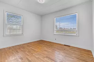 793 Marshall Ave, Medford, OR 97501 - Photo 10