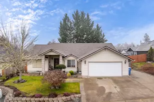 2719 SW Garden Meadow Dr, Grants Pass, OR 97527 - Photo 1