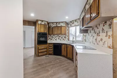 210 Sycamore Drive, Grants Pass, OR 97526 - Photo 12