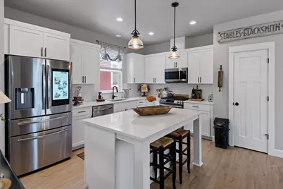 936 E Black Butte Avenue, Sisters, OR 97759 - Photo 10