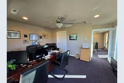 856 NE 7th Street, Grants Pass, OR 97526 - Photo 24