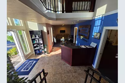 856 NE 7th Street, Grants Pass, OR 97526 - Photo 18