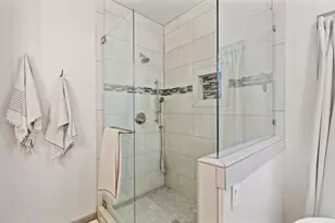 1645 NW Williamsburg Dr, Grants Pass, OR 97526 - Photo 22