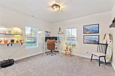 1645 NW Williamsburg Drive, Grants Pass, OR 97526 - Photo 24