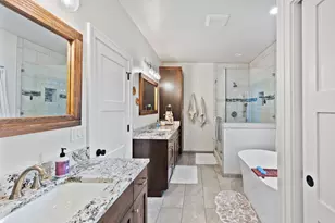 1645 NW Williamsburg Dr, Grants Pass, OR 97526 - Photo 18