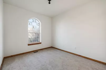 1664 NW Teakwood Lane, Redmond, OR 97756 - Photo 18