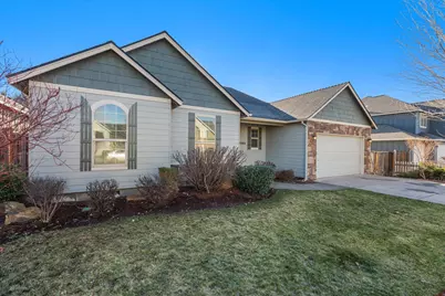 1664 NW Teakwood Lane, Redmond, OR 97756 - Photo 1