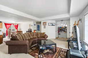 684 SW Elk Ridge Ct, Madras, OR 97741 - Photo 6