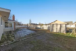 5101 Laurelwood Dr, Klamath Falls, OR 97603 - Photo 46