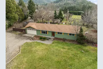 427 Lofland Lane, Williams, OR 97544 - Photo 6