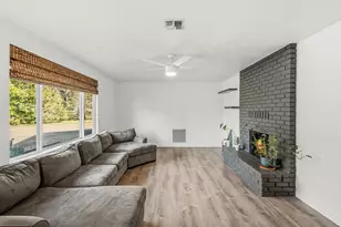 427 Lofland Ln, Williams, OR 97544 - Photo 30