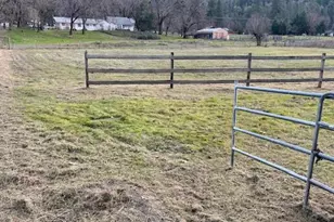 427 Lofland Ln, Williams, OR 97544 - Photo 44