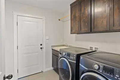 110 Linton Way, Eagle Point, OR 97524 - Photo 24