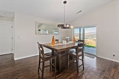 110 Linton Way, Eagle Point, OR 97524 - Photo 12