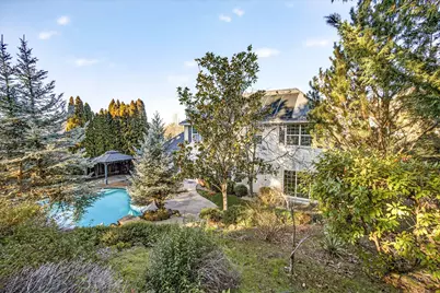 4102 Hidden Valley Court, Medford, OR 97504 - Photo 10