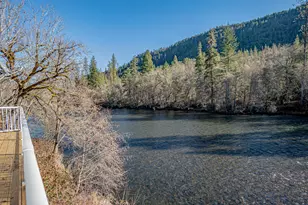 26960 Hwy 62, Trail, OR 97541 - Photo 18