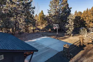 63425 Deschutes Market Rd, Bend, OR 97701 - Photo 40