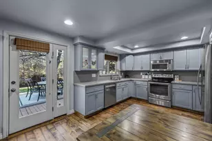 63425 Deschutes Market Rd, Bend, OR 97701 - Photo 8